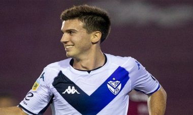 কেন পেরোনেকে ৩ বার ফোন করেছেন ম্যানচেস্টারের কোচ