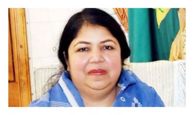 যে কারণে আলোচনায় শিরীন শারমিন চৌধুরী