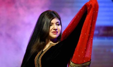 জনপ্রিয় গায়িকা অলকার বিশ্বরেকর্ড