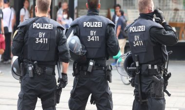 জার্মানিতে ছুরিকাঘাতে নিহত ২ আহত ৫