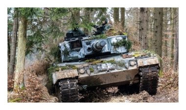 ইউক্রেনকে লেপার্ড ট্যাংক দেবে জার্মানি