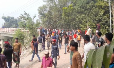 ড্রাইভার ভেবে যুবককে মারধর, ১৫ গ্রামবাসীর সংঘর্ষে আহত ৪০