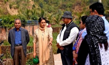 রিজওয়ানা হাসানকে বাধা ও মারমুখী আচরণে ৫২ বিশিষ্ট নাগরিকের উদ্বেগ