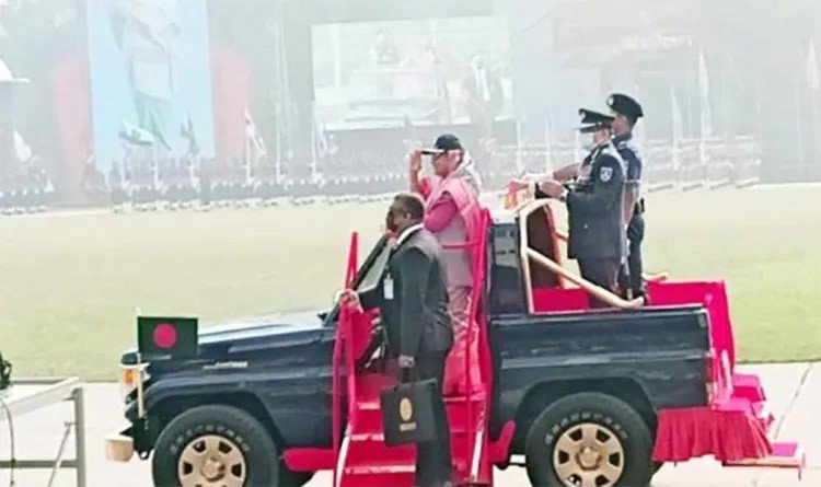 রাজারবাগে পুলিশের প্যারেড অনুষ্ঠানে প্রধানমন্ত্রী