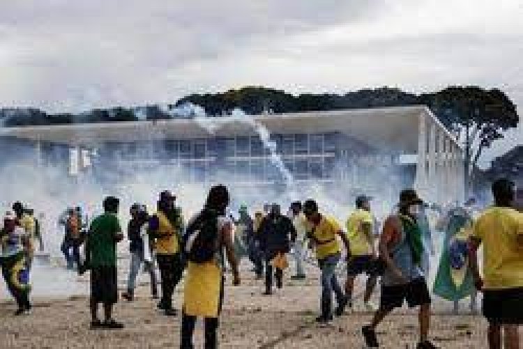  ব্রাজিলে দাঙ্গা: গ্রেফতার ২০০