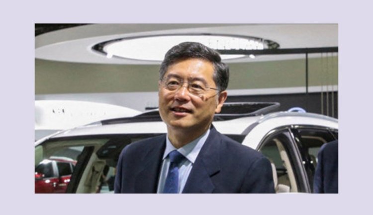 মধ্যরাতে ঢাকায় চীনের নতুন পররাষ্ট্রমন্ত্রী কিন গ্যাং