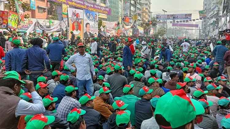 বিএনপির গণঅবস্থানে লোকারণ্য নয়াপল্টন