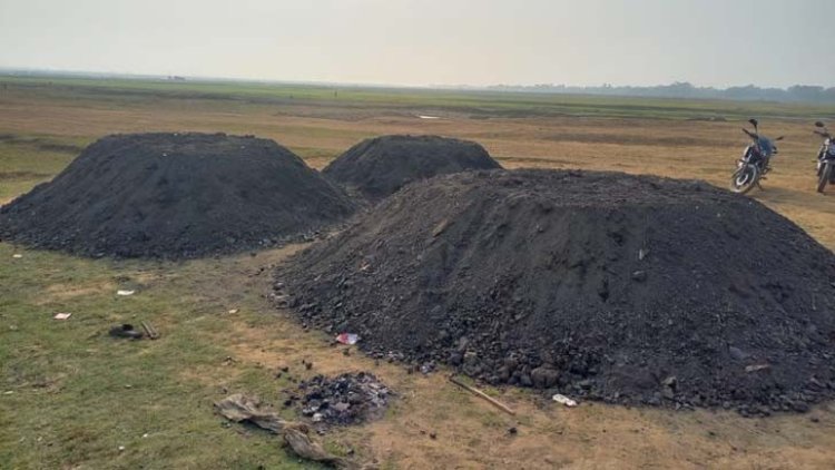 তাহিরপুরে চুরির কয়লা জব্দ