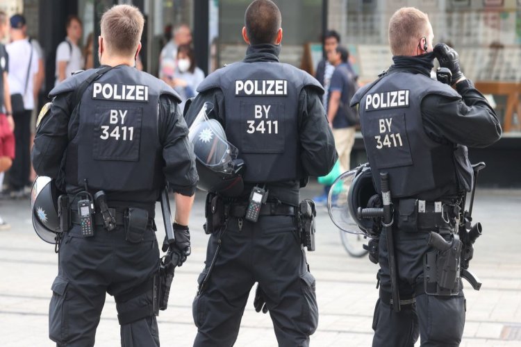 জার্মানিতে ছুরিকাঘাতে নিহত ২ আহত ৫