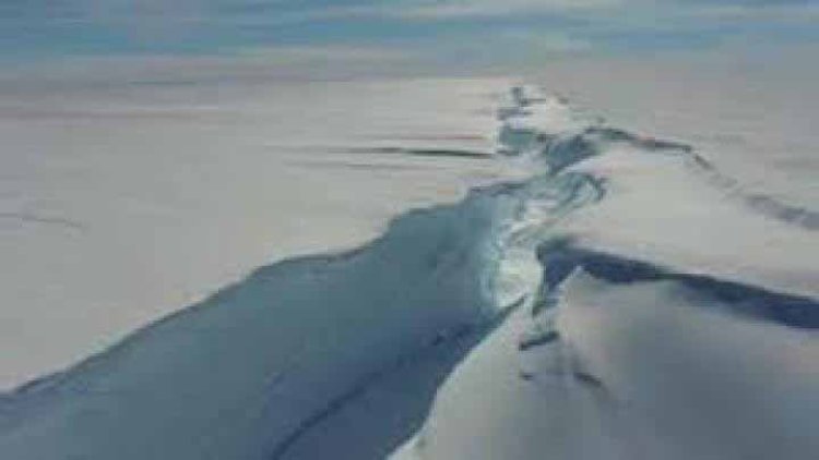 অ্যান্টার্কটিকা থেকে বিচ্ছিন্ন হলো লন্ডনের সমান আইসবার্গ