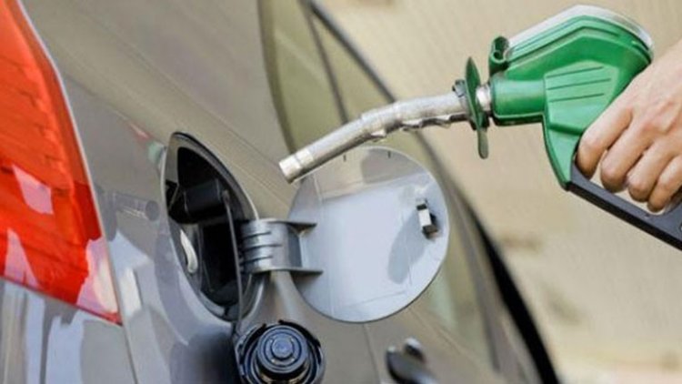  পাকিস্তানে এক ধাক্কায় পেট্রোল-ডিজেলের দাম বাড়ল ৩৫ রুপি