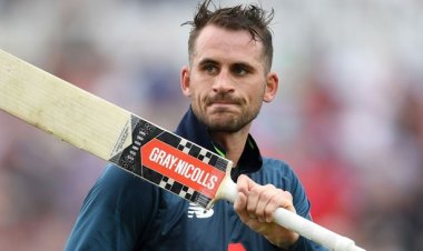 পিএসএলে খেলতে বাংলাদেশে আসবেন না ইংল্যান্ডের অ্যালেক্স হেলস