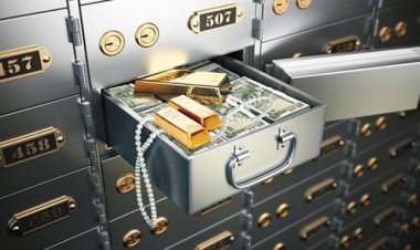 ব্যাংকে বড় লকারের চাহিদা বাড়ছে