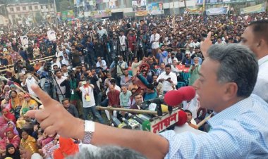 জনগণের বিরুদ্ধে অবস্থান নিয়ে টিকে থাকতে পারবেন না: আমীর খসরু