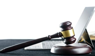 ফুটপাতে খাবার বিক্রি বন্ধ চেয়ে ১০ আইনজীবীর আইনি নোটিশ