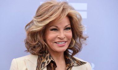 চলে গেলেন হলিউড অভিনেত্রী রাকুয়েল ওয়েলস