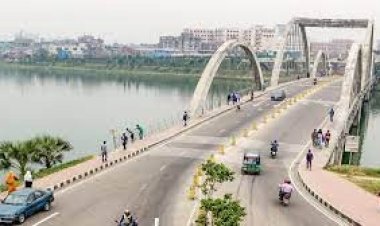 হাতিরঝিলে আত্মহত্যা করতে যাওয়া তরুণীকে বাঁচাল পুলিশ