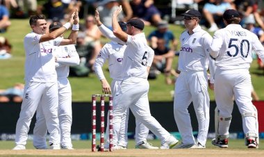 ১৫ বছর পর নিউজিল্যান্ডকে হারালো ইংল্যান্ড