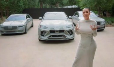 কিম কার্দাশিয়ানের গাড়ি বিলাস