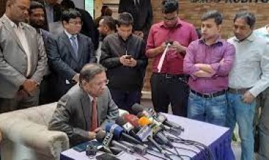 রাজনীতিতে বাধা নেই, তবে নির্বাচনে অংশ নিতে পারবেন না খালেদা জিয়া