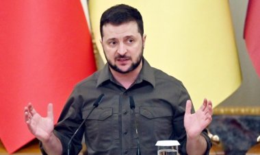 এ বছরই রাশিয়ার পতন ঘটাতে হবে: জেলেনস্কি