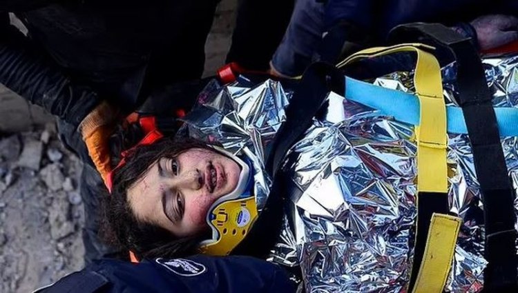 তুরস্কের ধ্বংসস্তূপে আরেক অলৌকিক ঘটনা!