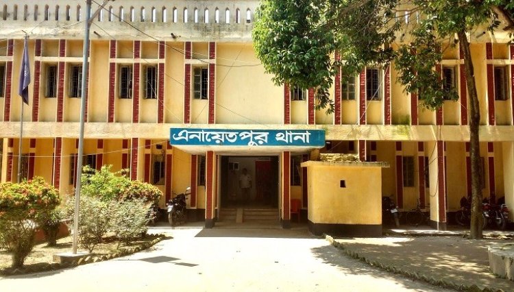 সিরাজগঞ্জে মাদকসেবীর হামলায় দুই এসআই আহত