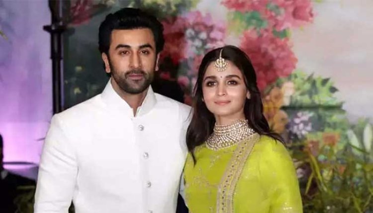 এবার রণবীর-আলিয়াকে নিয়ে বেফাঁস মন্তব্য কঙ্গনার