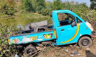 লোহাগাড়ায় বিজিবি’র বাস-লেগুনা সংঘর্ষ, নিহত ৩