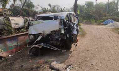 বাস-মাইক্রোবাসের সংঘর্ষে শিশুসহ নিহত ২, আহত ১১