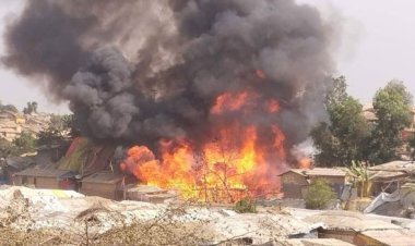 কক্সবাজারের রোহিঙ্গা ক্যাম্পে আগুনে পুড়ল ২০০০ ঘরবাড়ি