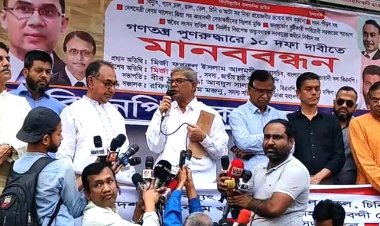 সরকার আদানিকে ঘুষ দিয়ে ক্ষমতায় থাকতে চায় : ফখরুল
