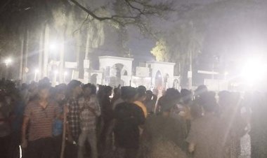 ইবি শিক্ষার্থীকে স্থানীয়দের মারধর, মহাসড়ক অবরোধ