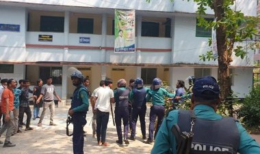 এক ছাত্রীর প্রেমে দুজন, মারামারিতে জড়াল ছাত্রলীগও