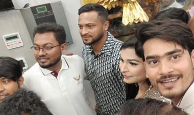 দুবাইয়ে নতুন ঘটনার জন্ম দিলেন সাকিব