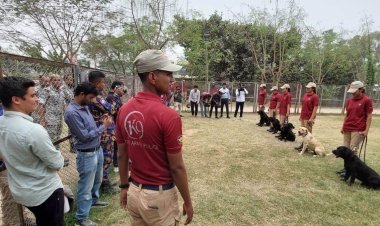 এপিবিএনের ডগ স্কোয়াড পরিচালনায় ৭ নারী