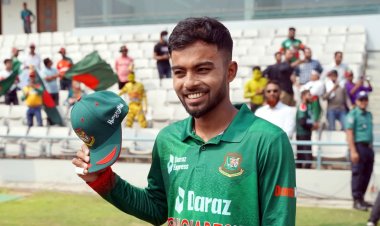 হাফ সেঞ্চুরিতে অভিষেক রাঙালেন হৃদয়