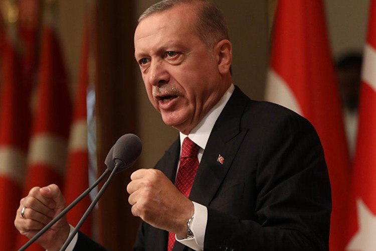 একটা বছর অপেক্ষা করুন: বেঁচে যাওয়াদের এরদোগান