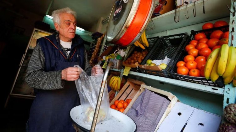 আর্জেন্টিনায় সংকট চরমে, মুদ্রাস্ফীতি ছাড়াল ১০০ শতাংশ