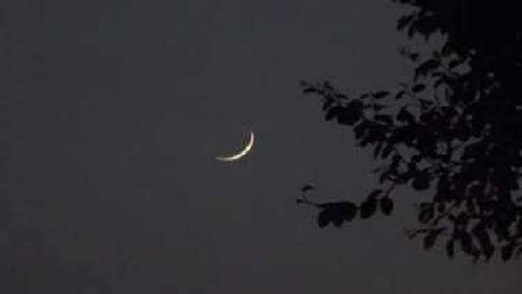 আরব আমিরাতে সকালেই দেখা গেছে রমজানের চাঁদ