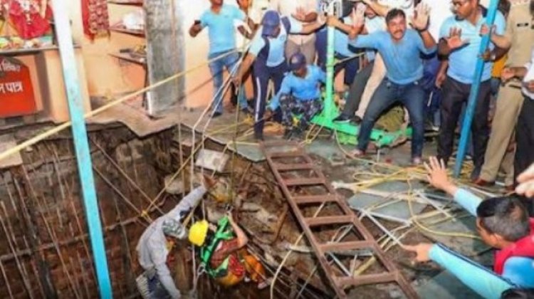 মন্দিরের কুয়ার ছাদ ধসে পড়ার ঘটনায় নিহত বেড়ে ৩৫