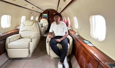 আইপিএল খেলতে চার্টার্ড ফ্লাইটে ভারত গেলেন মোস্তাফিজ