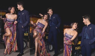 মুম্বাইয়ের রাস্তায় নিক-প্রিয়াঙ্কার ‘অটোরিকশা রোমান্স’