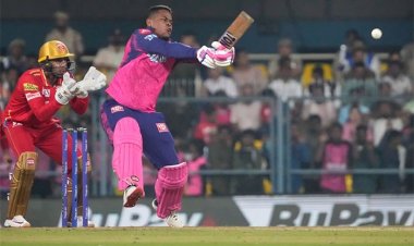 শেষ ওভার পর্যন্ত উত্তেজনা অটুট রেখে পাঞ্জাব কিংস ইলেভেন ম্যাচ জিতলো