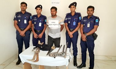ফরিদপুরে সড়কে গাছ ফেলে ডাকাতির ঘটনায় দেশীয় অস্ত্রসহ আটক ১