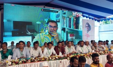 ডাকাতের কবলে পড়েছে দেশ-  গয়েশ্বর চন্দ্র রায়