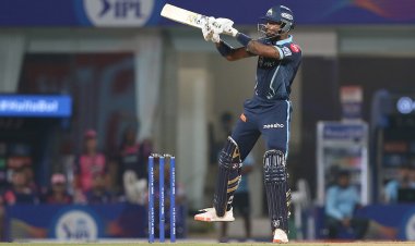 রাজস্থান রয়্যালস শেষ ওভারে হারালো গুজরাট টাইটান্সকে