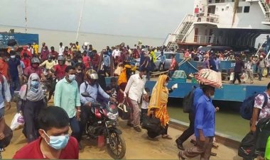 তীব্র গরমেও নাড়ির টানে ছুটছে মানুষ
