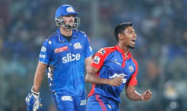 অফফর্ম নয়, ভিন্ন কারণে ম্যাচ পাচ্ছেন না মুস্তাফিজ: হাথুরু