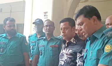 সেলিম প্রধানের মামলার রায়ের পর্যবেক্ষণে বিচারক ‘দুর্নীতিবাজদের দাওয়াতে যাওয়া রাষ্ট্রবিরোধী’